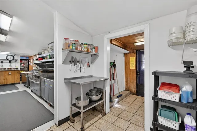 $1,200,000 | Undisclosed Address, Lake Panasoffkee, FL 33538