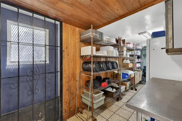 $1,200,000 | Undisclosed Address, Lake Panasoffkee, FL 33538