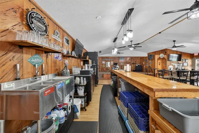 $1,200,000 | Undisclosed Address, Lake Panasoffkee, FL 33538