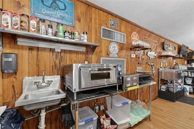 $1,200,000 | Undisclosed Address, Lake Panasoffkee, FL 33538