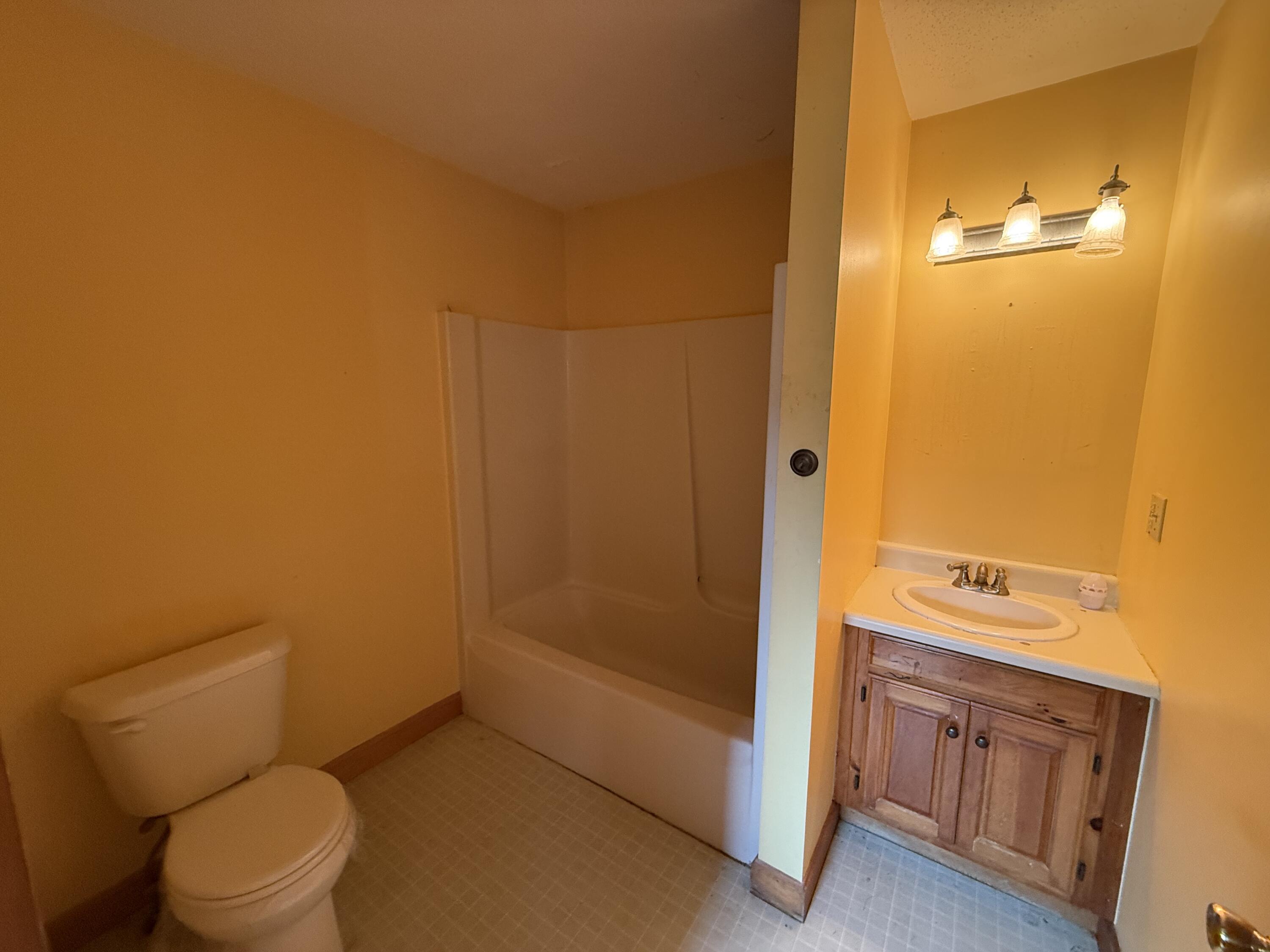 19 Rob Clark Street Winterport, ME 04496 - Photo 7 of 26 IMG_1092