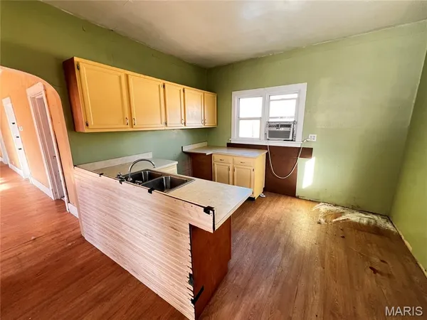$25,000 | 1001 North Poplar Street, Centralia, IL 62801