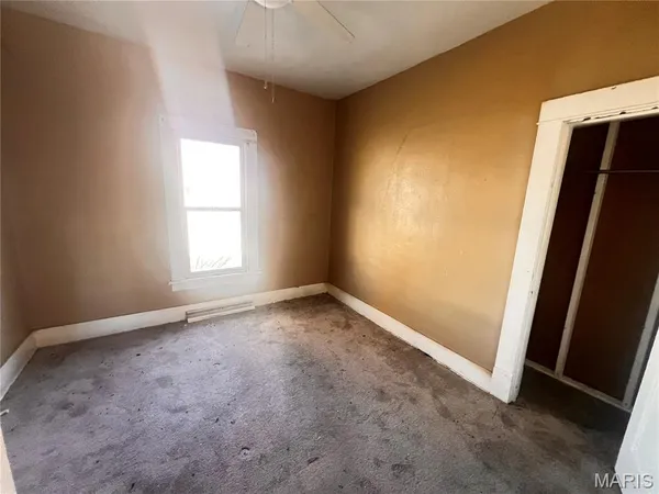 $25,000 | 1001 North Poplar Street, Centralia, IL 62801