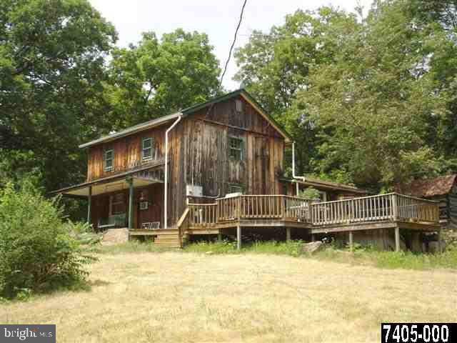 625 Natural Dam Road Gettysburg, PA 17325 - Photo 2 of 5