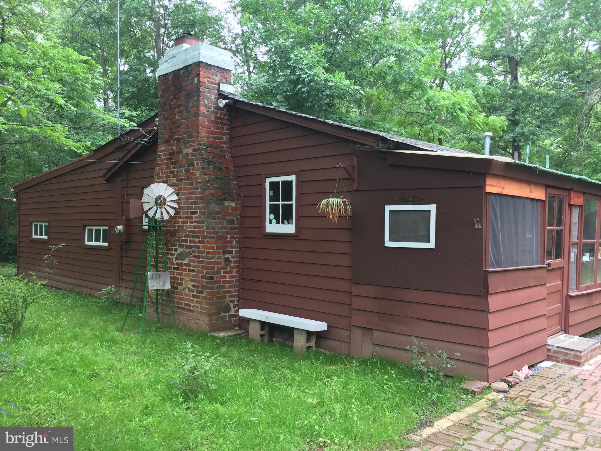Located on more than 4 acres