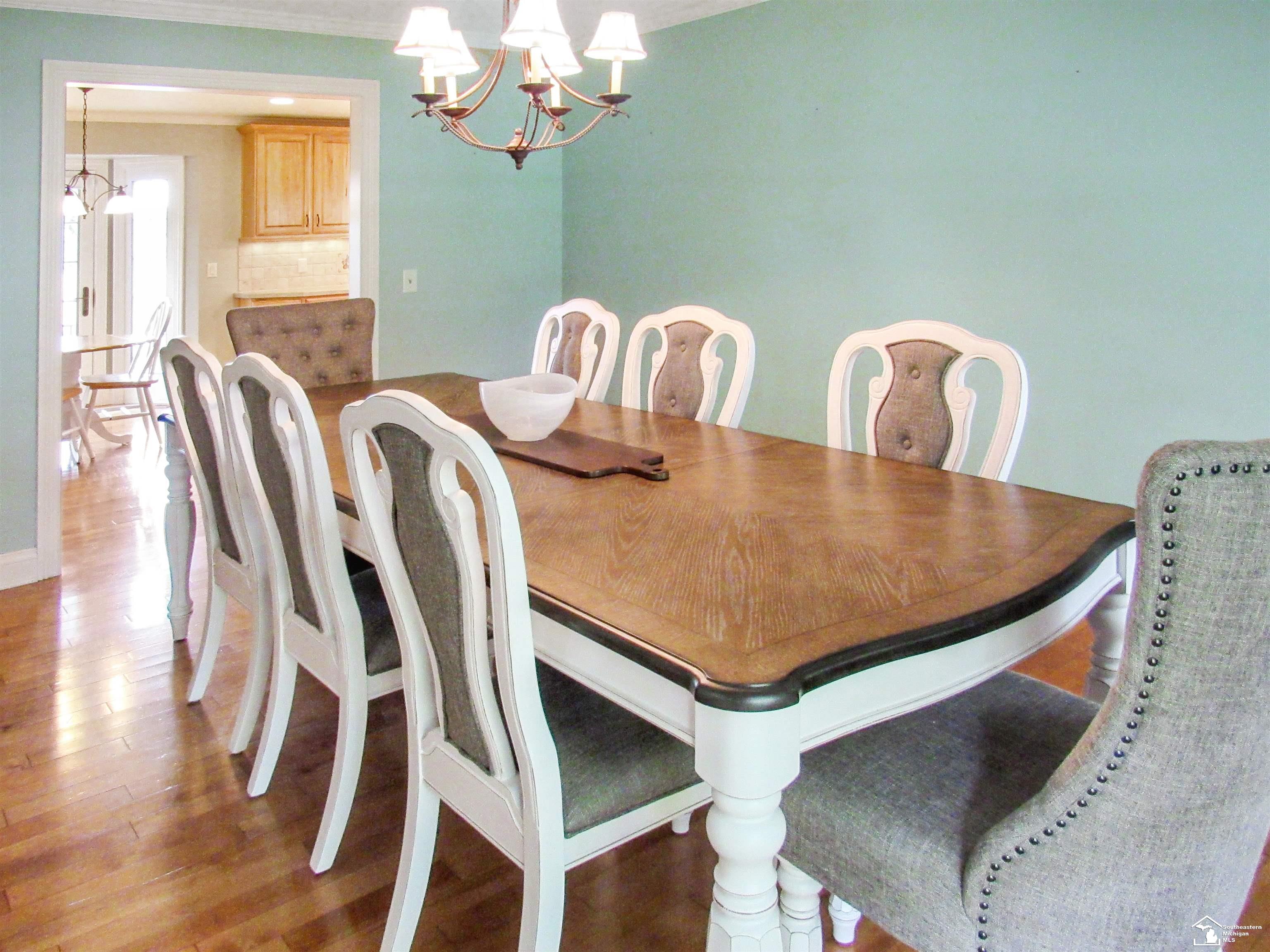 732 East Hurd Road Monroe, MI 48162 - Photo 7 of 40 50118163-6.JPG