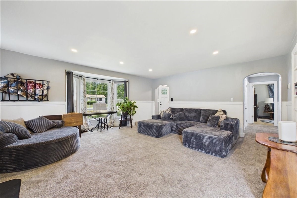 35 Anawan Street Rehoboth, MA 02769 - Photo 7 of 39