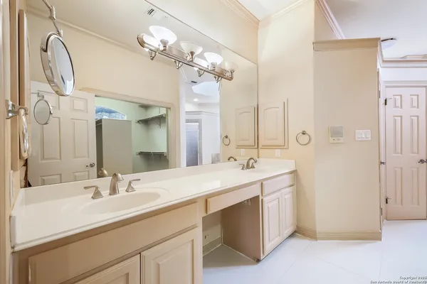 $2,750 | 18722 Calle Cierra, San Antonio, TX 78258