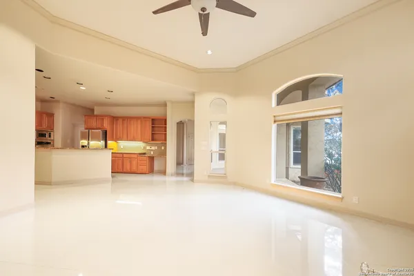 $2,750 | 18722 Calle Cierra, San Antonio, TX 78258