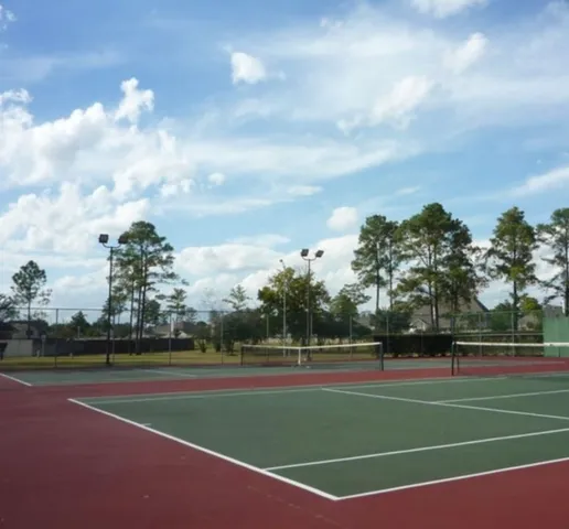 a view of a tennis court