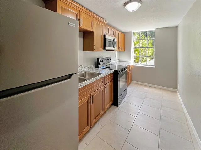 $899 | 15206 Stringfellow Road, Unit 3 & 4, Bokeelia, FL 33922