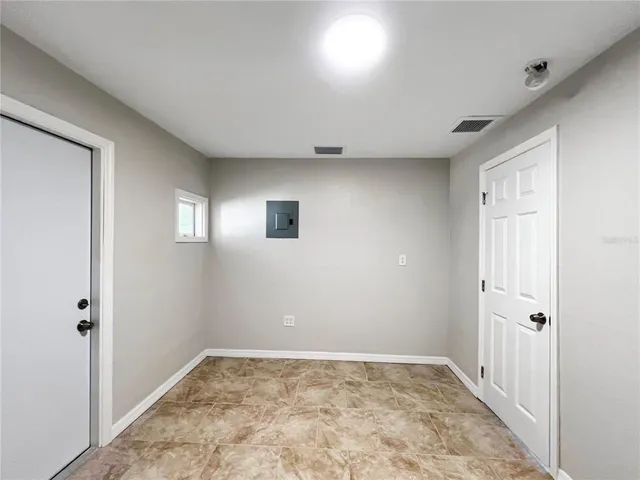 $899 | 15206 Stringfellow Road, Unit 3 & 4, Bokeelia, FL 33922