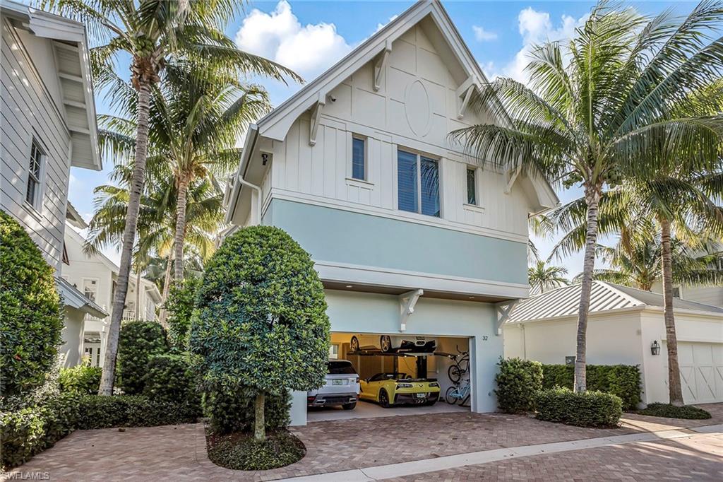32 6th Street South Naples, FL 34102 - Photo 36 of 37