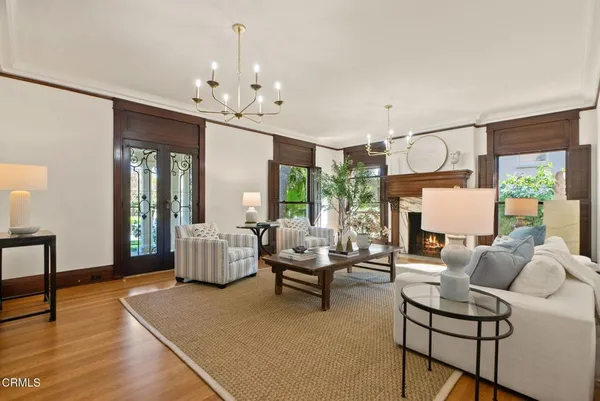 $3,500,000 | 203 Oaklawn Avenue, South Pasadena, CA 91030