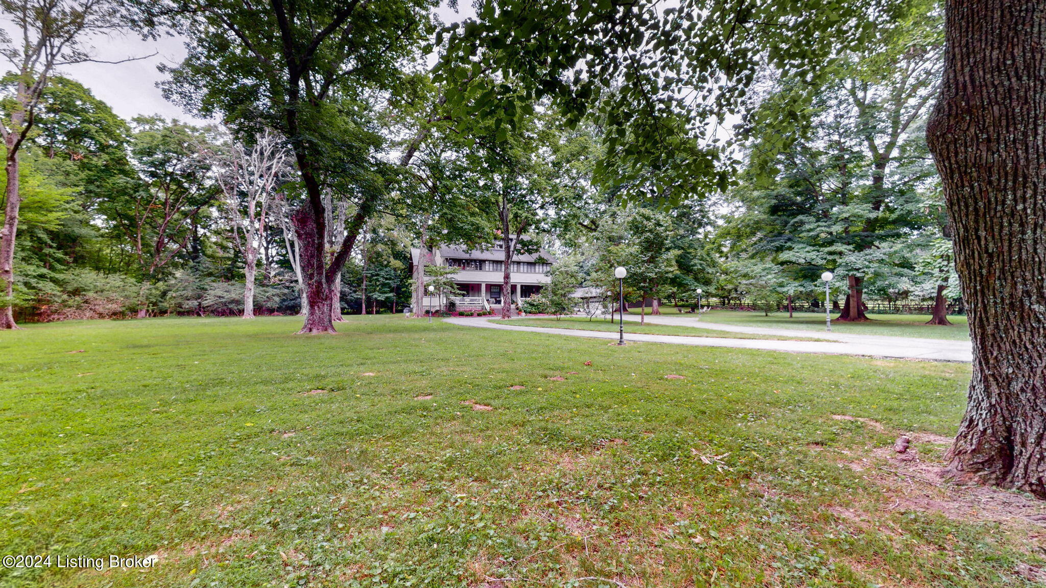 1405 Elm Road, Unit 3 Louisville, KY 40223 - Photo 37 of 42 1405 Elm Rd Apt 3 Anchorage, KY 40223