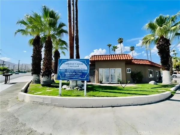 $1,695 | 37111 Cathedral Canyon Drive, Unit E, Cathedral City, CA 92234