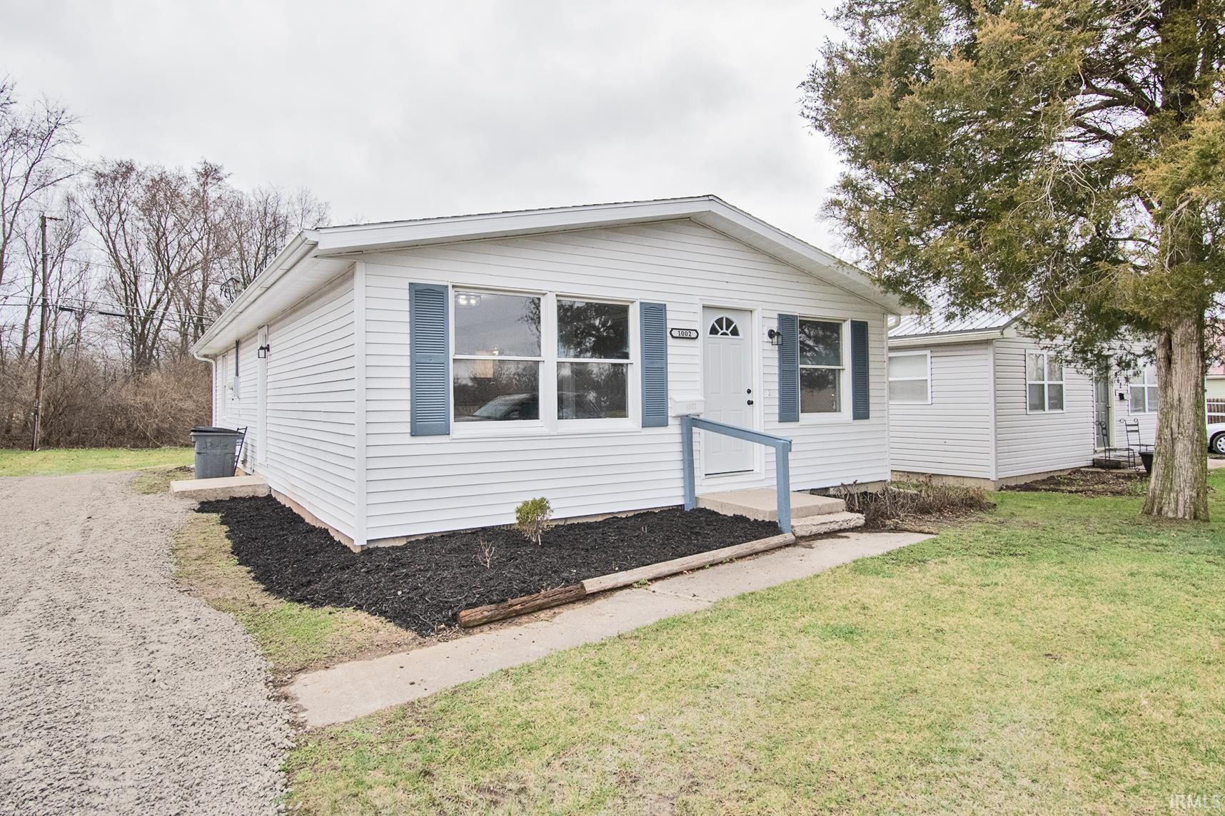 1002 High Street Decatur, IN 46733 - Photo 3 of 18