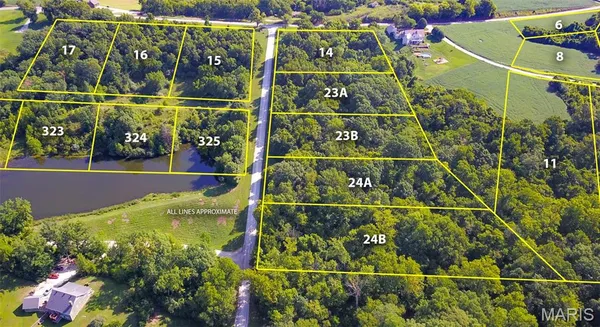 $39,900 | 14 Riverview Drive, Golden Eagle, IL 62036