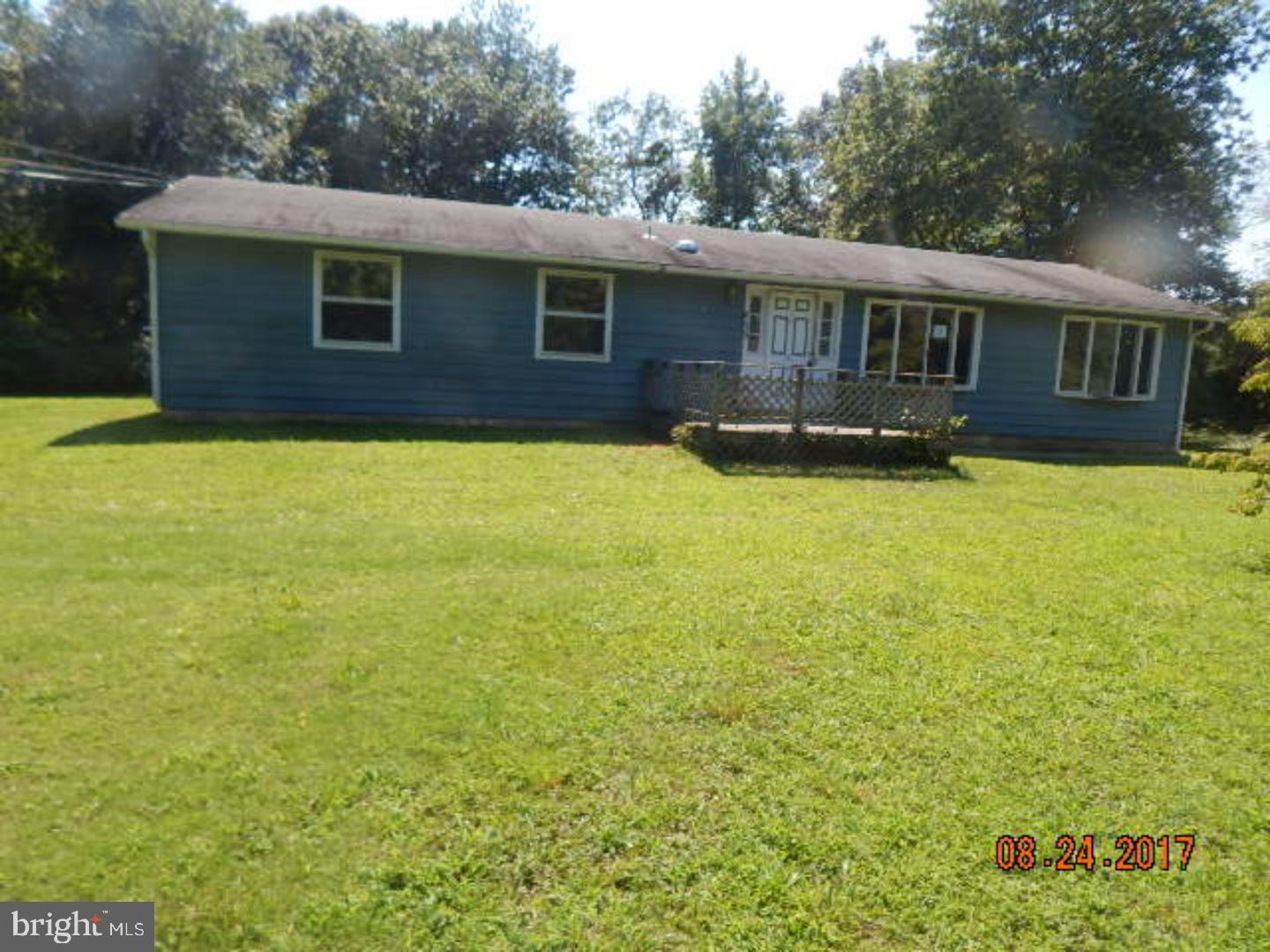 435 Three Bridge Road Newfield, NJ 08344 - Photo 1 of 12