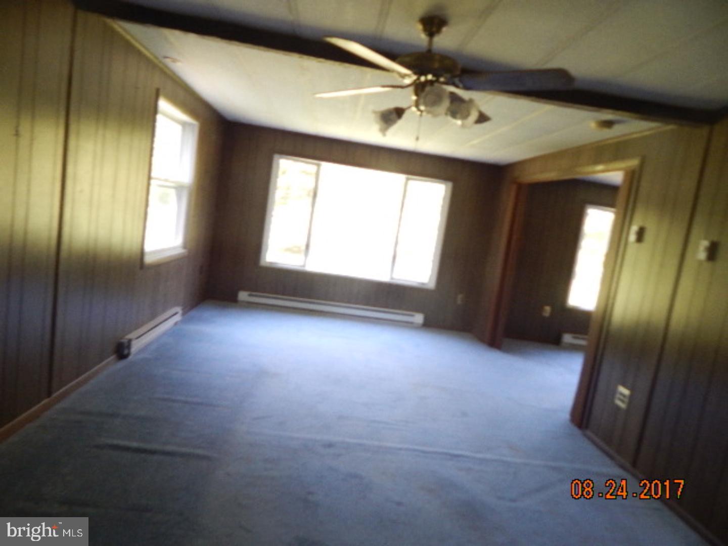 435 Three Bridge Road Newfield, NJ 08344 - Photo 4 of 12