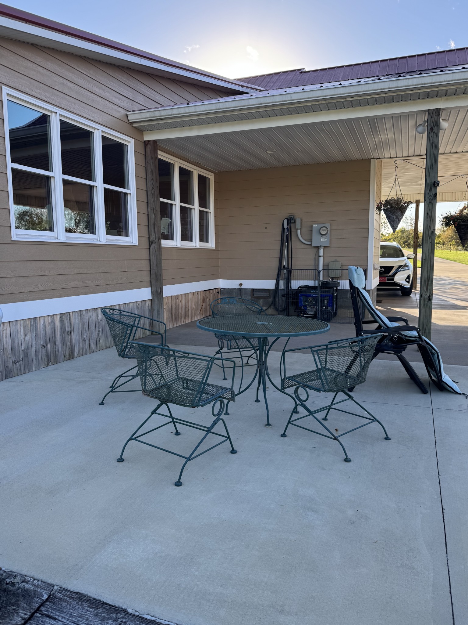11144 Franklin Road Franklin, KY 42134 - Photo 12 of 47 a living room filled with furniture