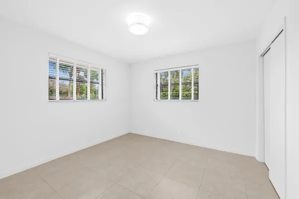 $799,900 | 5660 Southwest 9th Street, Plantation, FL 33317