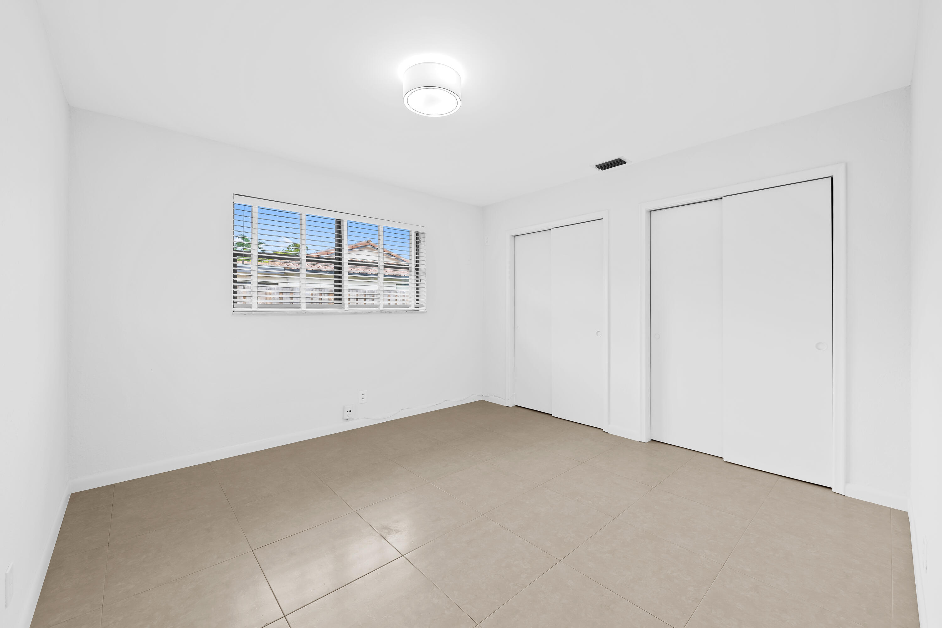 5660 Southwest 9th Street Plantation, FL 33317 - Photo 29 of 58 DSC_2080