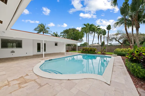 $799,900 | 5660 Southwest 9th Street, Plantation, FL 33317