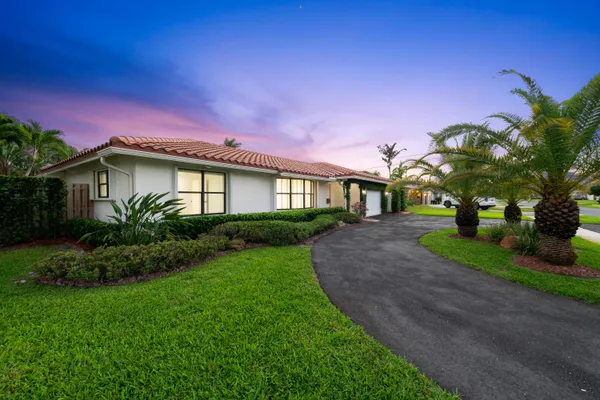 $799,900 | 5660 Southwest 9th Street, Plantation, FL 33317