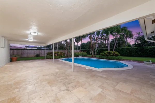 $799,900 | 5660 Southwest 9th Street, Plantation, FL 33317