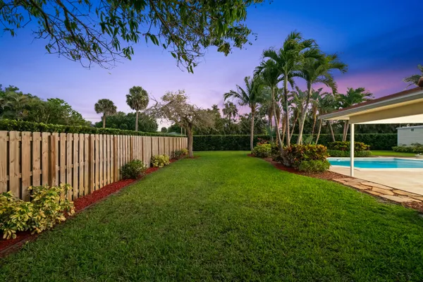 $799,900 | 5660 Southwest 9th Street, Plantation, FL 33317