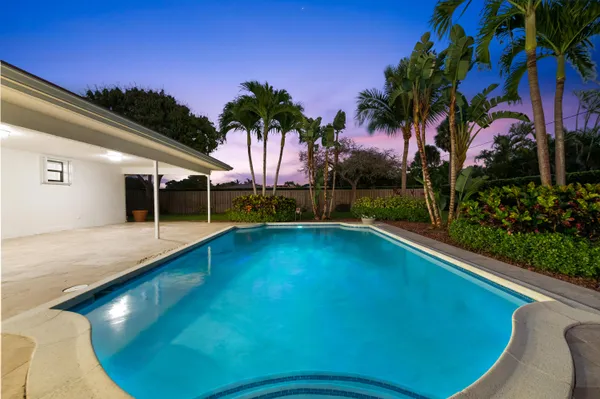 $799,900 | 5660 Southwest 9th Street, Plantation, FL 33317