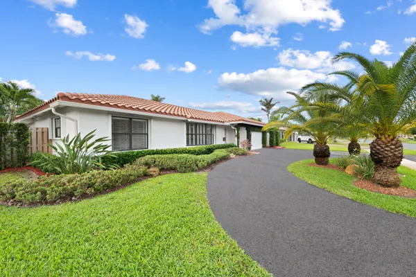 $799,900 | 5660 Southwest 9th Street, Plantation, FL 33317