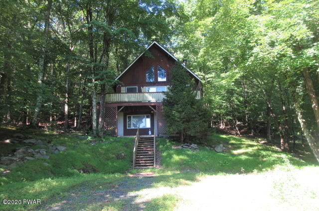 1113 Porter Drive Bushkill, PA 18324 - Photo 4 of 36