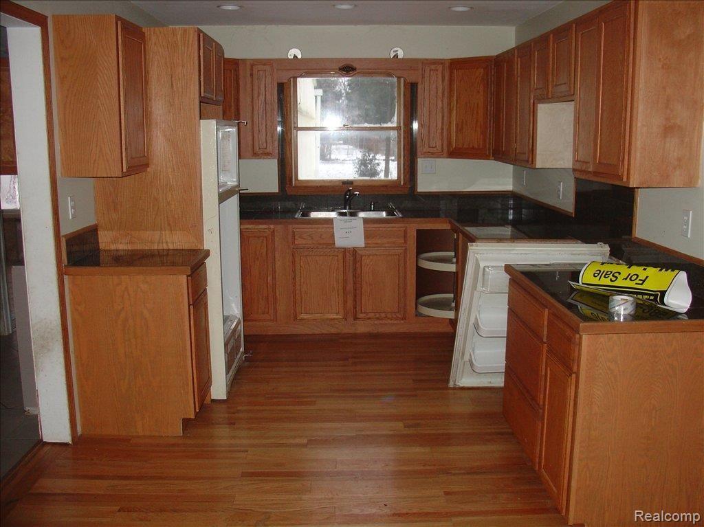 50581 Cedargrove Road Utica, MI 48317 - Photo 2 of 5 DSC09279