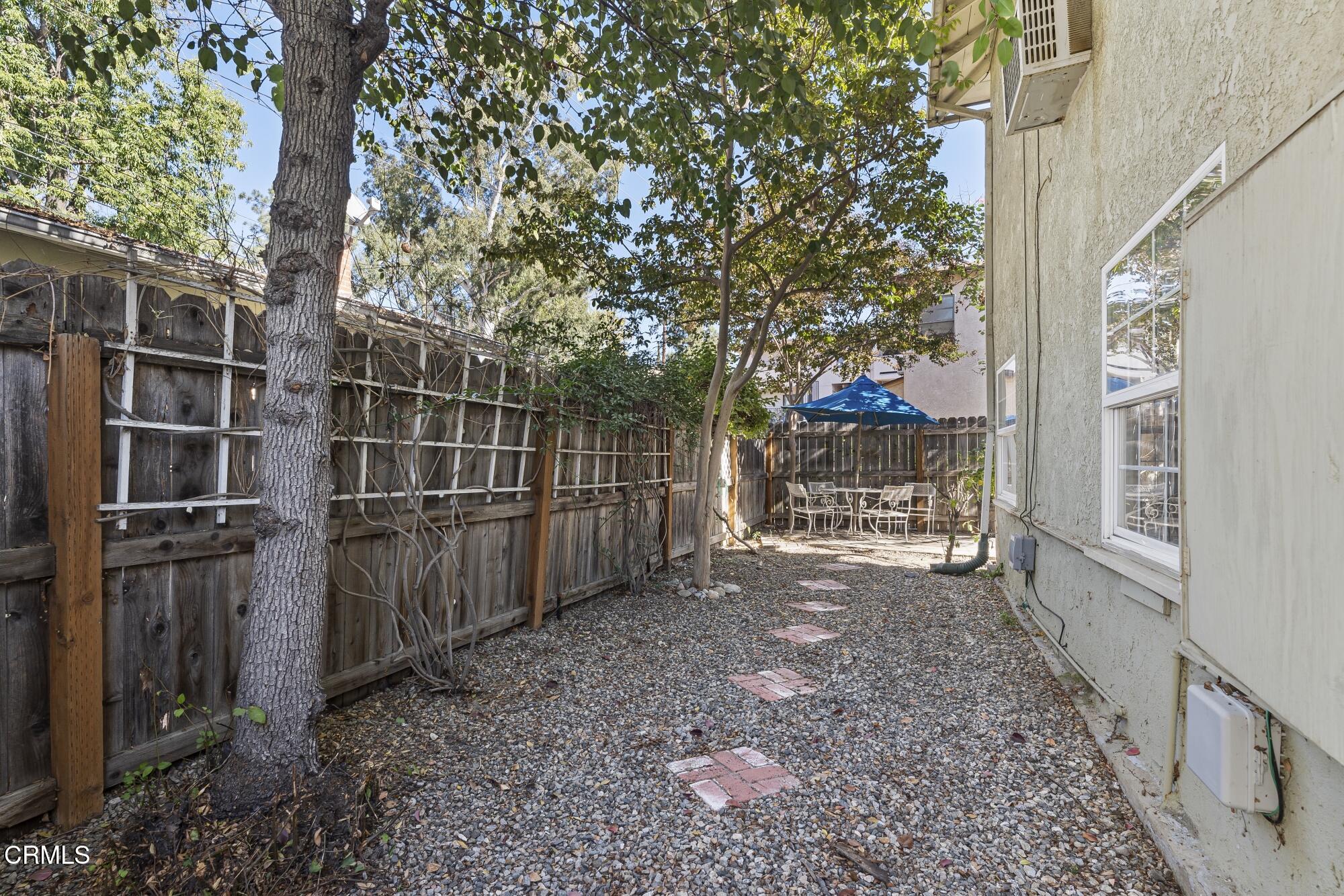 419 West Riverside Drive Burbank, CA 91506 - Photo 28 of 74 419 Riverside Drive_Low Res 028