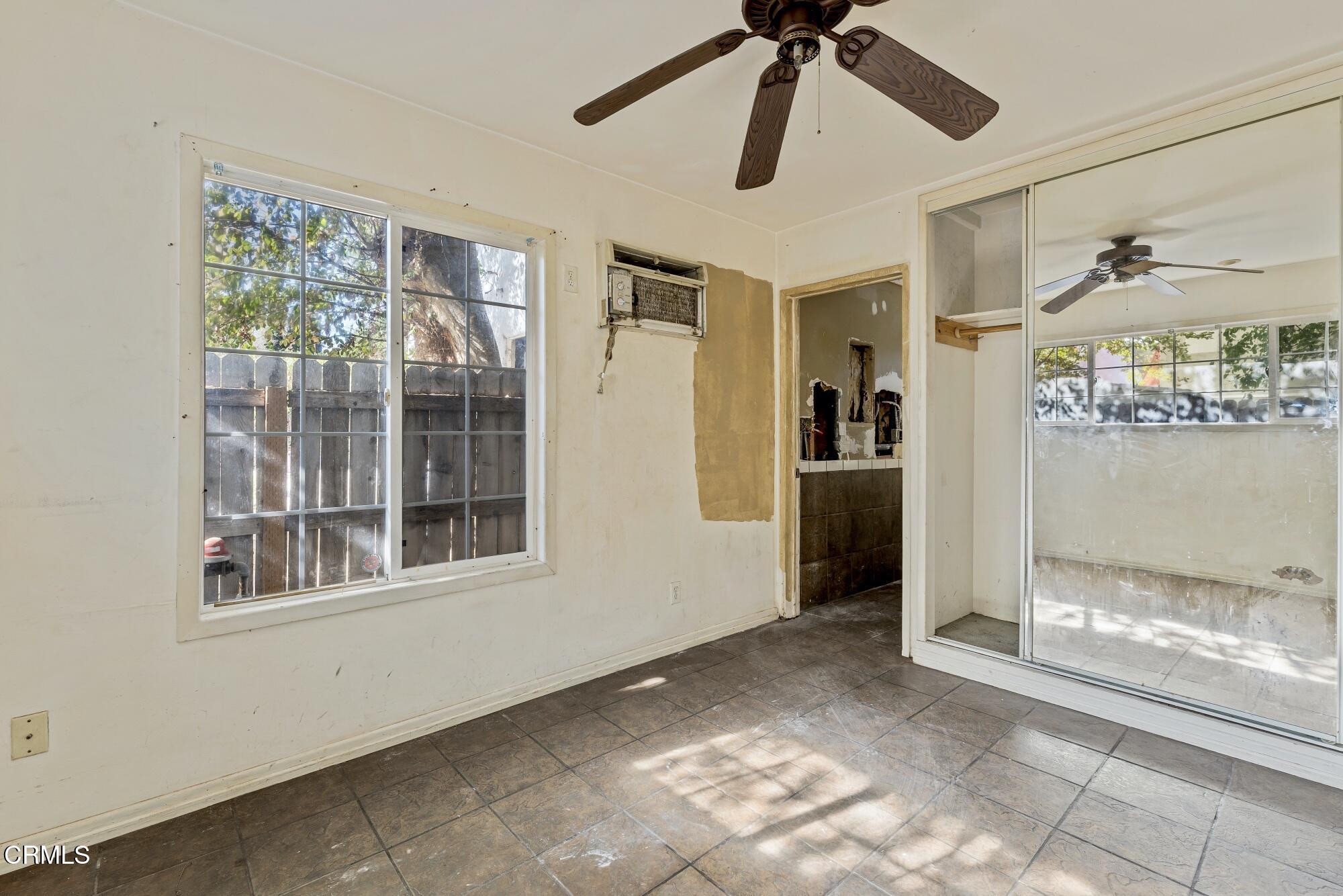 419 West Riverside Drive Burbank, CA 91506 - Photo 66 of 74 419 Riverside Drive_Low Res 066