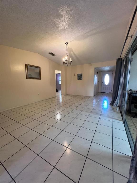 1100 Calanda Avenue Orlando, FL 32807 - Photo 8 of 45