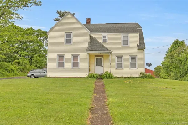 $4,100,000 | 148-153 Wallingford Road, Durham, CT 06422