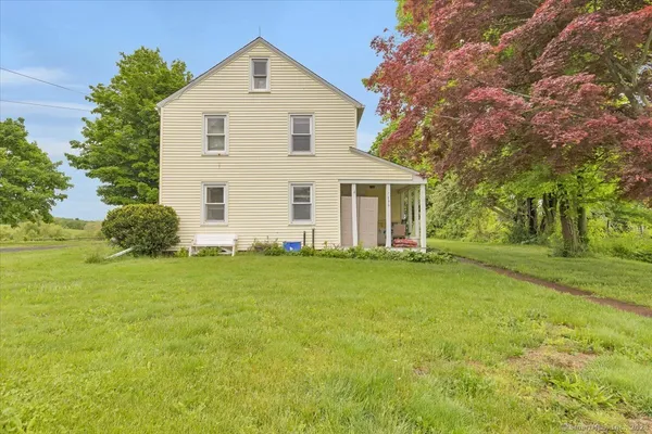 $4,100,000 | 148-153 Wallingford Road, Durham, CT 06422
