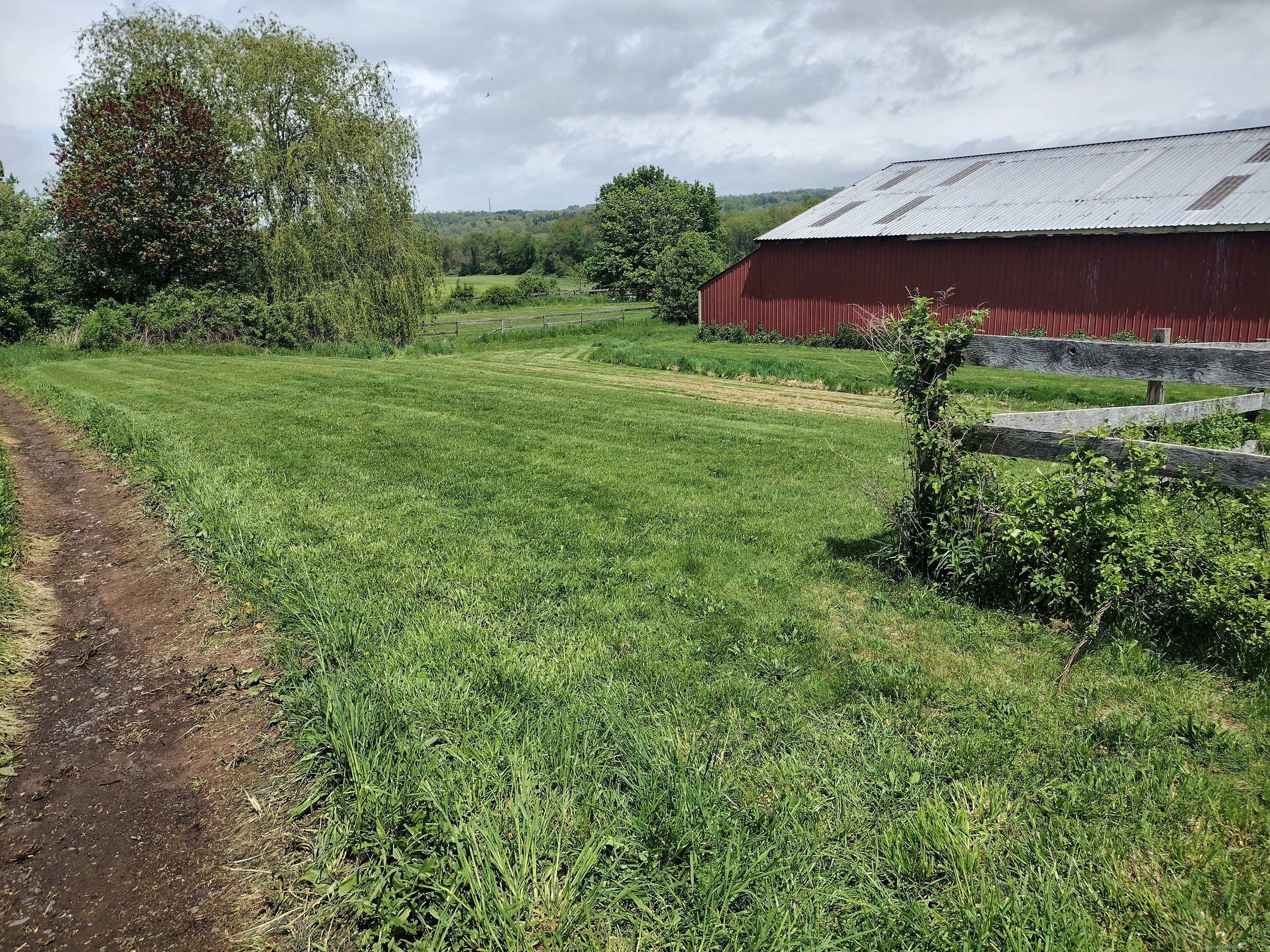 148-153 Wallingford Road Durham, CT 06422 - Photo 25 of 36