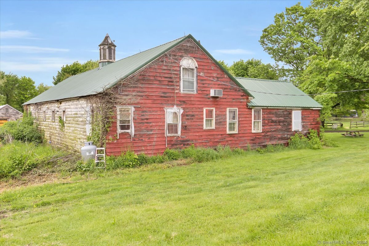 148-153 Wallingford Road Durham, CT 06422 - Photo 31 of 36