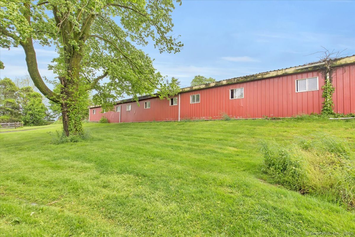 148-153 Wallingford Road Durham, CT 06422 - Photo 32 of 36