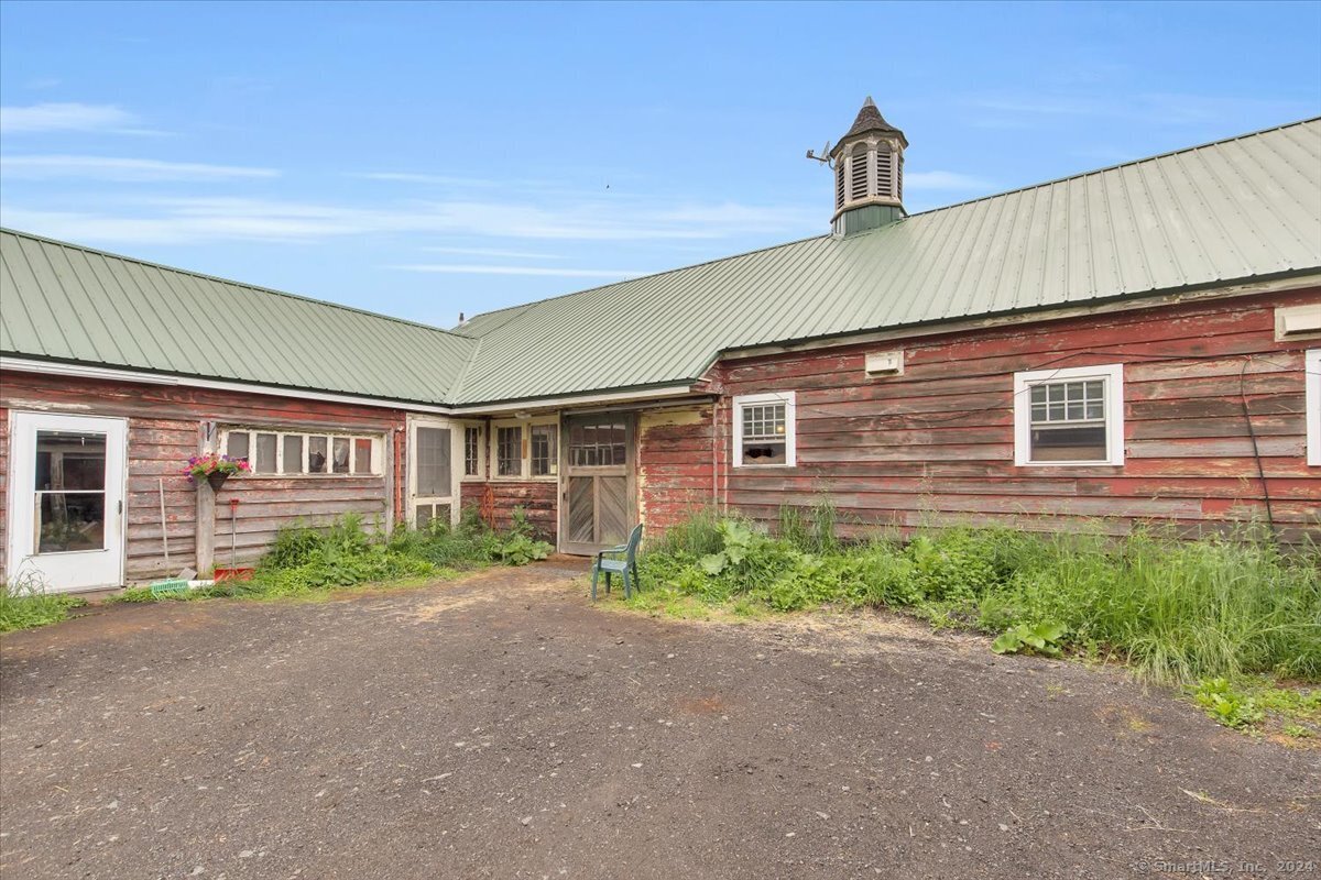 148-153 Wallingford Road Durham, CT 06422 - Photo 33 of 36