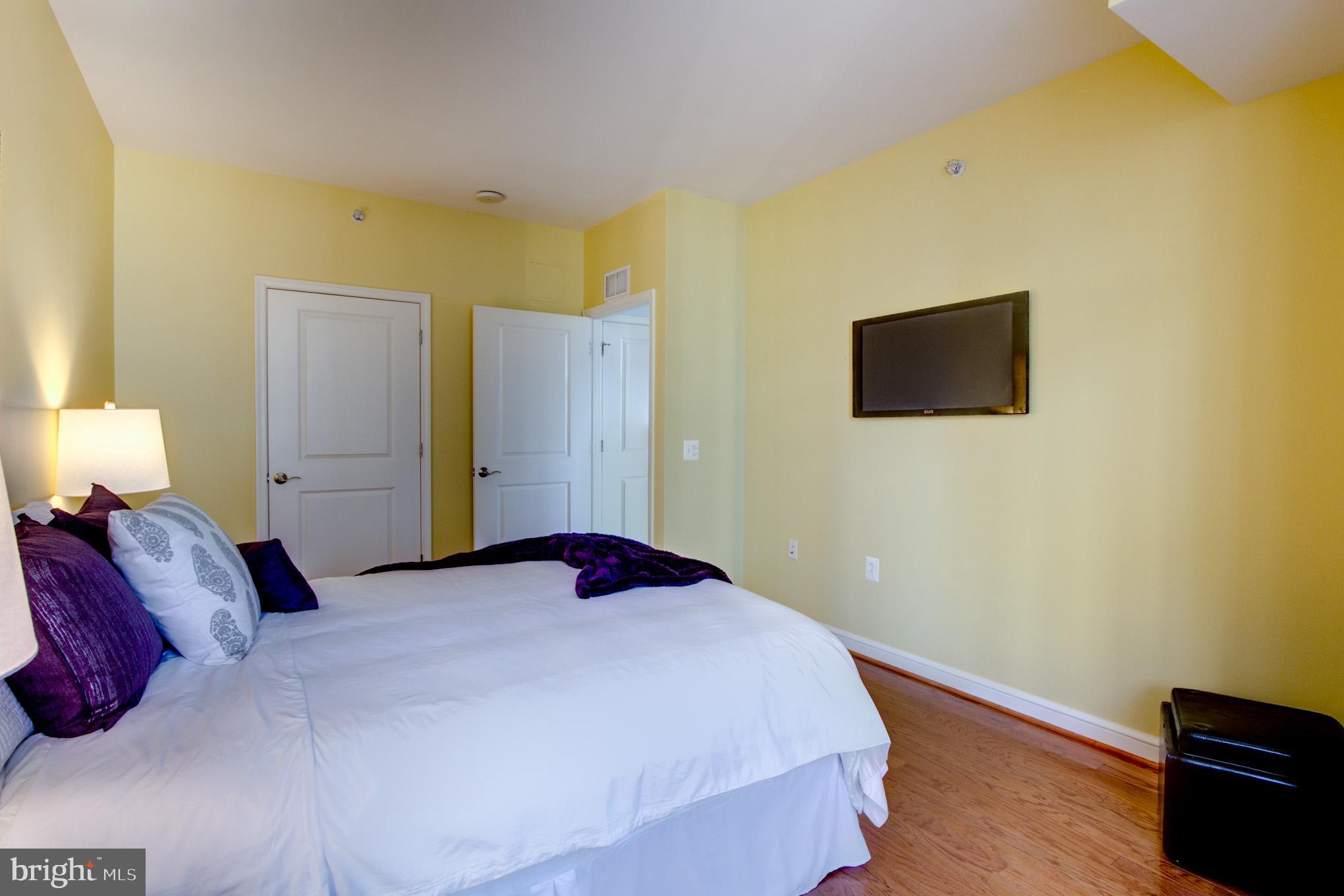 11990 Market Street, Unit 1401 Reston, VA 20190 - Photo 18 of 69 Bedroom 2
