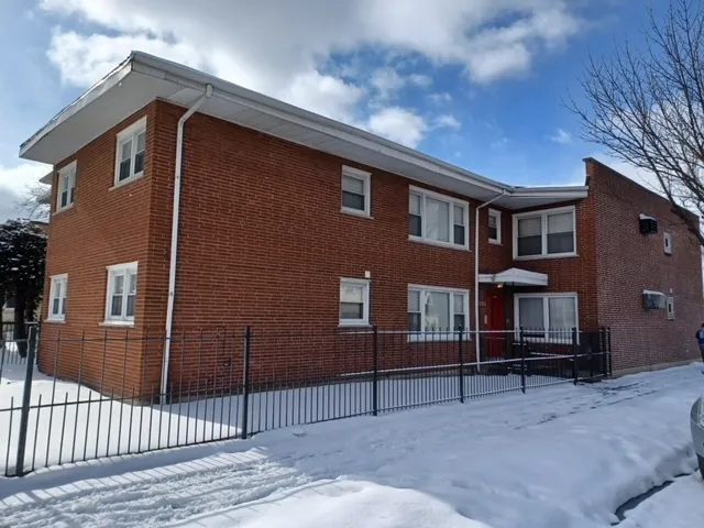 $1,800 | 8300 South Vernon Avenue, Unit 2E, Chicago, IL 60619