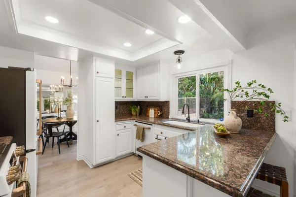 $1,325,000 | 738 Capitan Street, Thousand Oaks, CA 91320