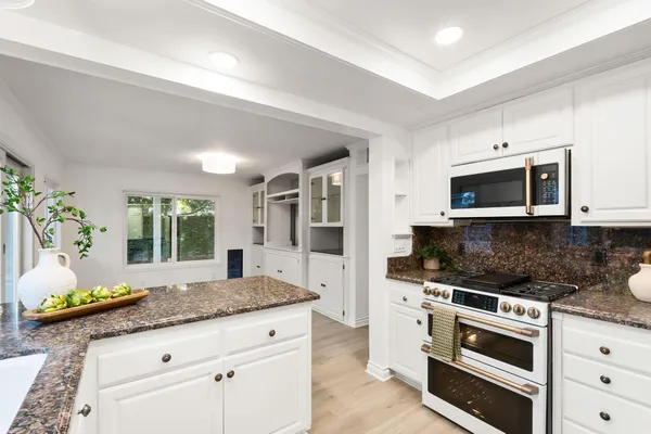 $1,325,000 | 738 Capitan Street, Thousand Oaks, CA 91320