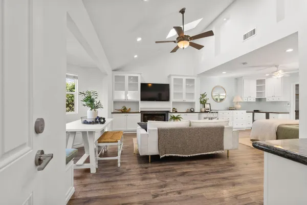 $1,325,000 | 738 Capitan Street, Thousand Oaks, CA 91320