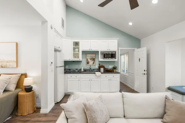 $1,325,000 | 738 Capitan Street, Thousand Oaks, CA 91320